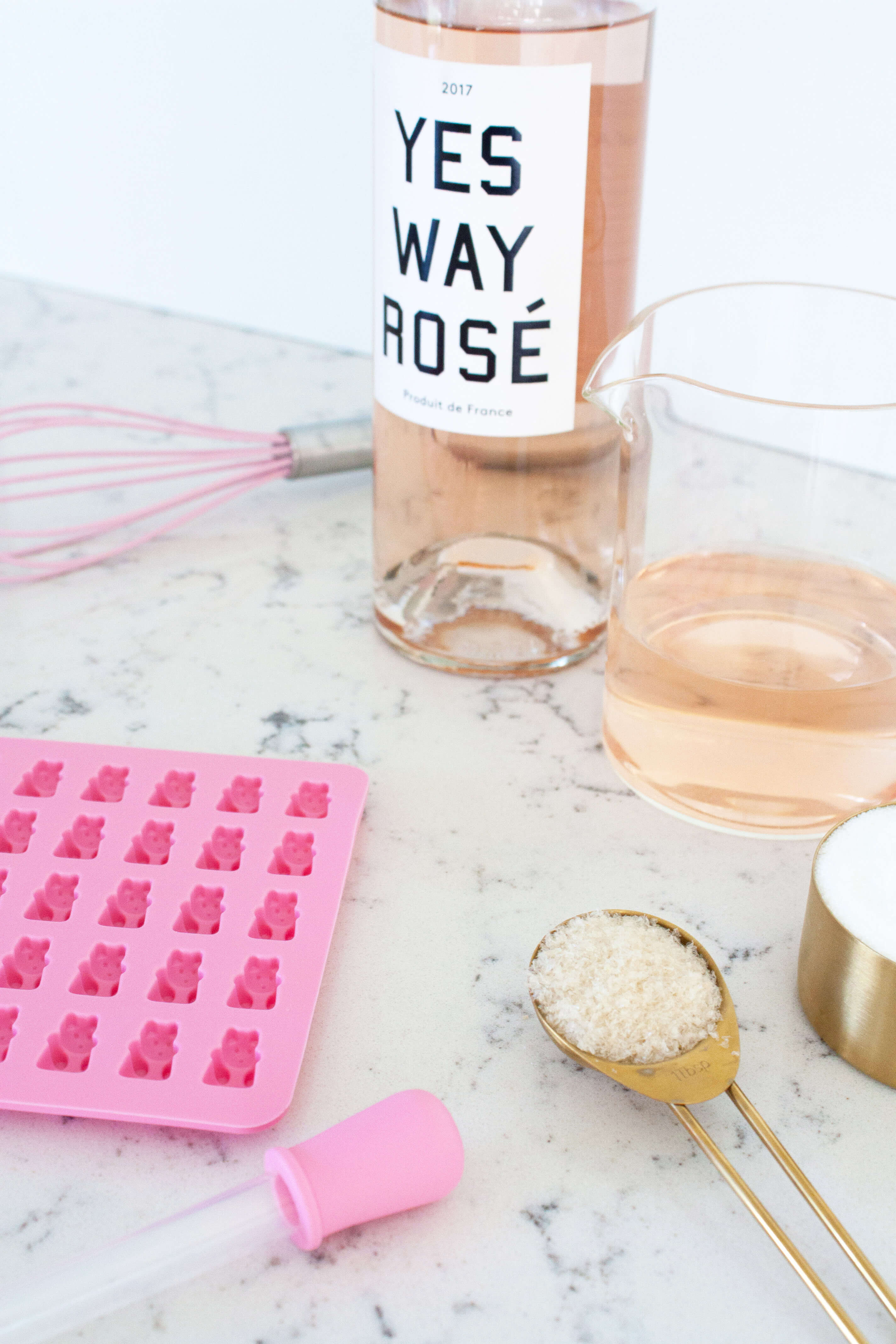 vegan rosé gummy bears